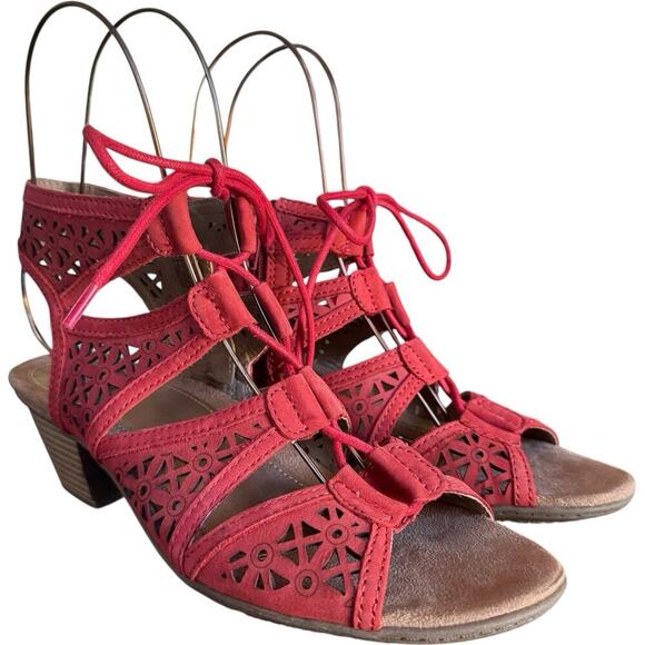 NWOT Earth Origins Carey Block Heel Perforated Strappy Sandals Bright Coral 9 - Picture 2 of 15